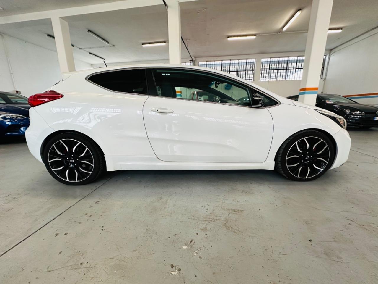 Kia Ceed pro_cee'd 1.6 T GDI 3p. N°361/500- Autonavigli