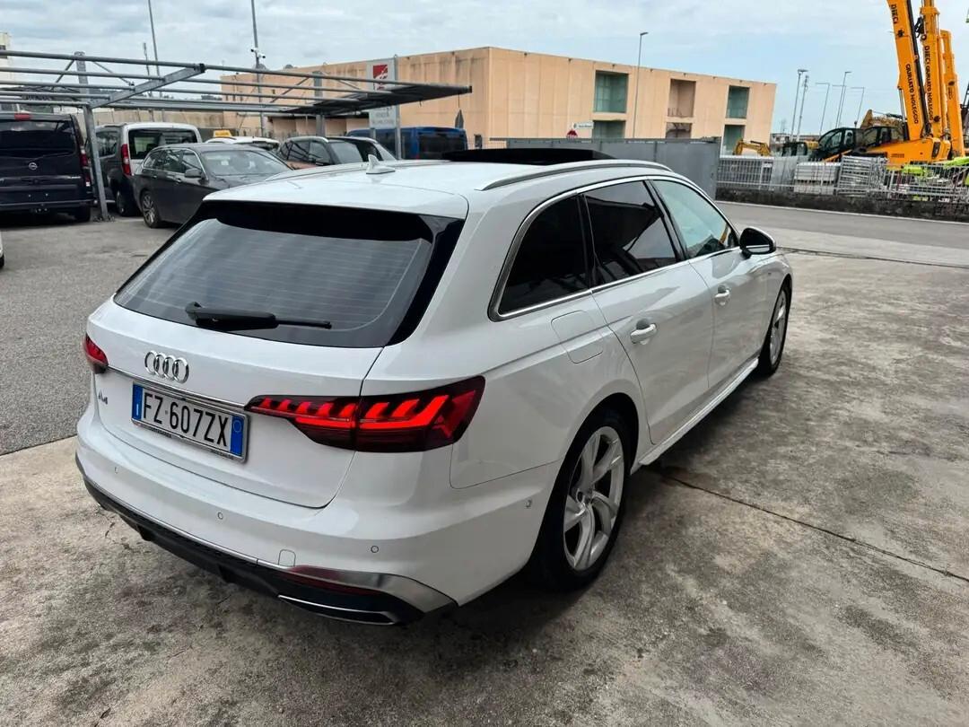 Audi A4 Avant 30 TDI/136 CV S tronic line edition