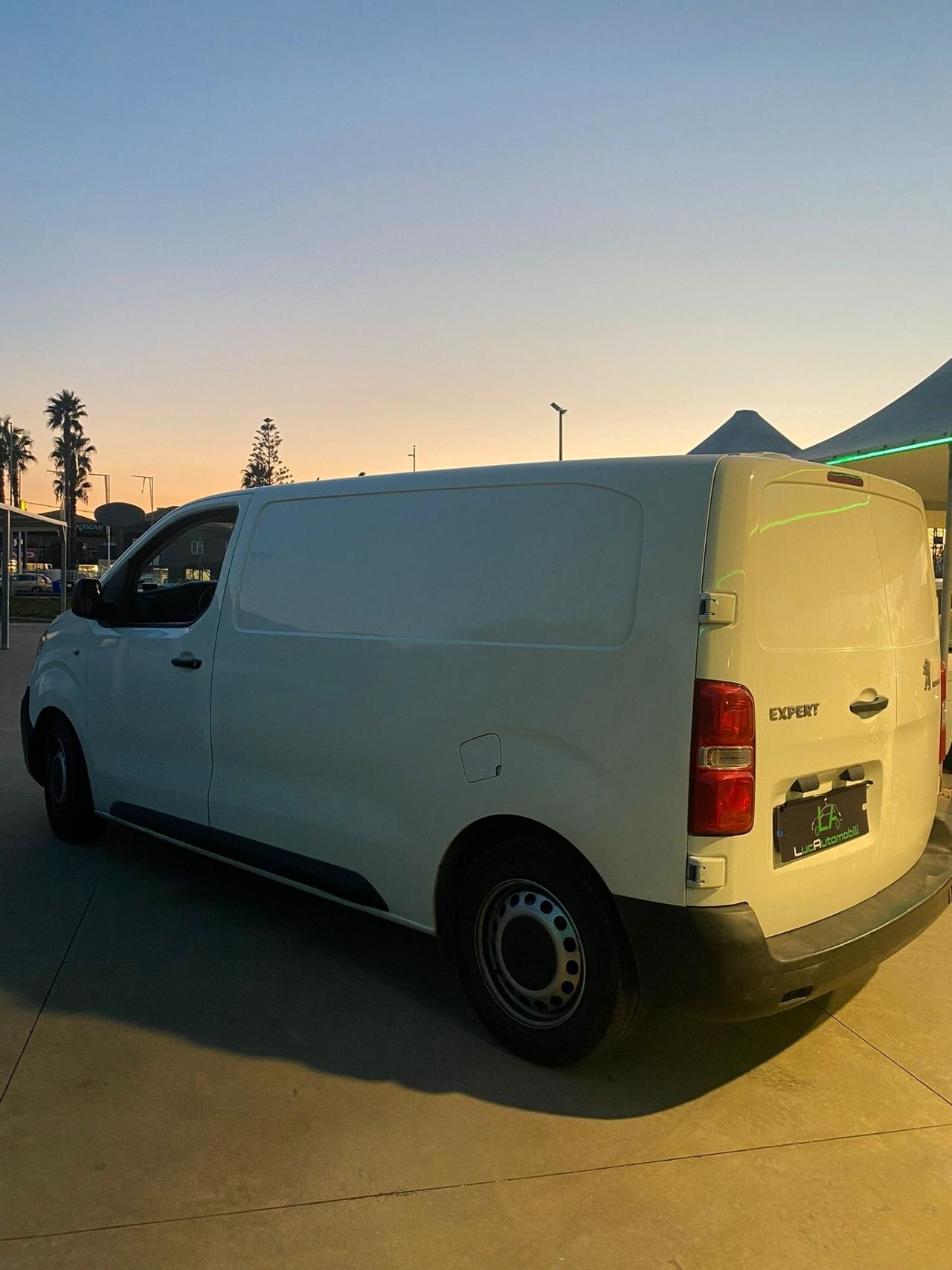 Peugeot Expert BlueHDi 116 cv 85kw S&S PC-TN Furgone