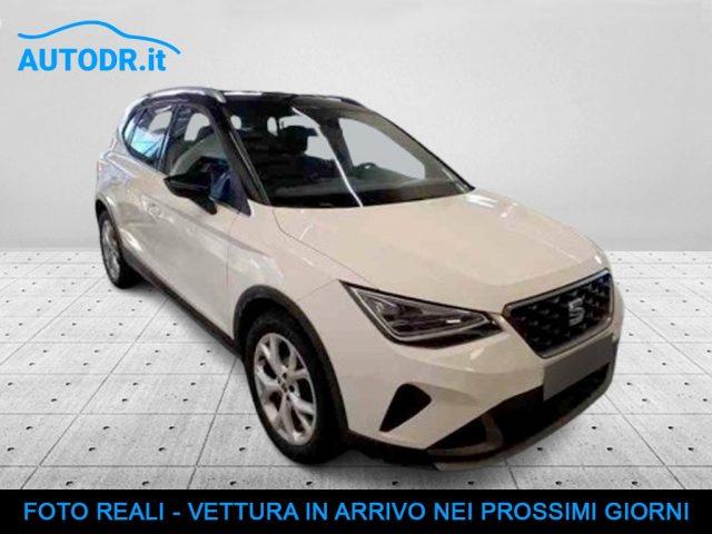 SEAT Arona 1.0 TGI FR Fari LED, Retrocamera, Full Link