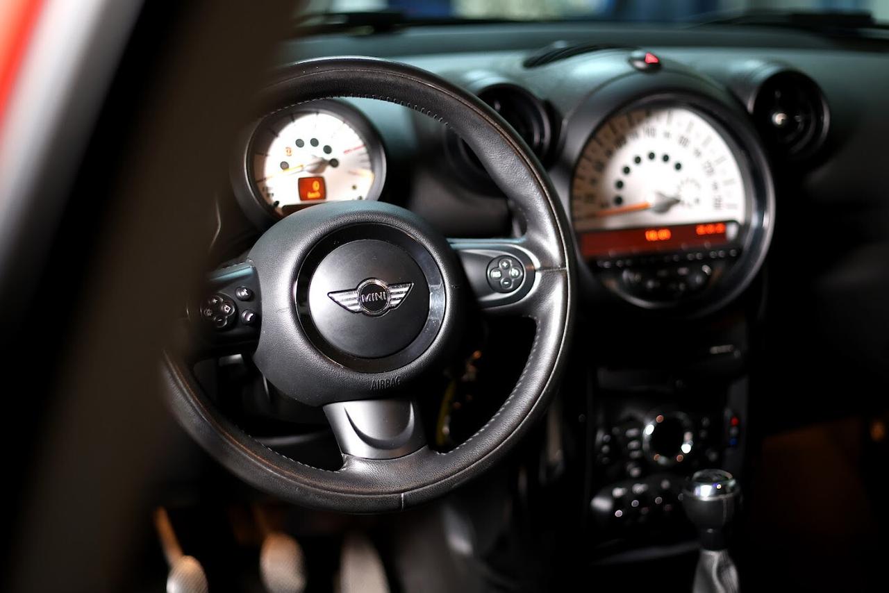 Mini Cooper D Countryman 1.6 Business auto pari al nuovo