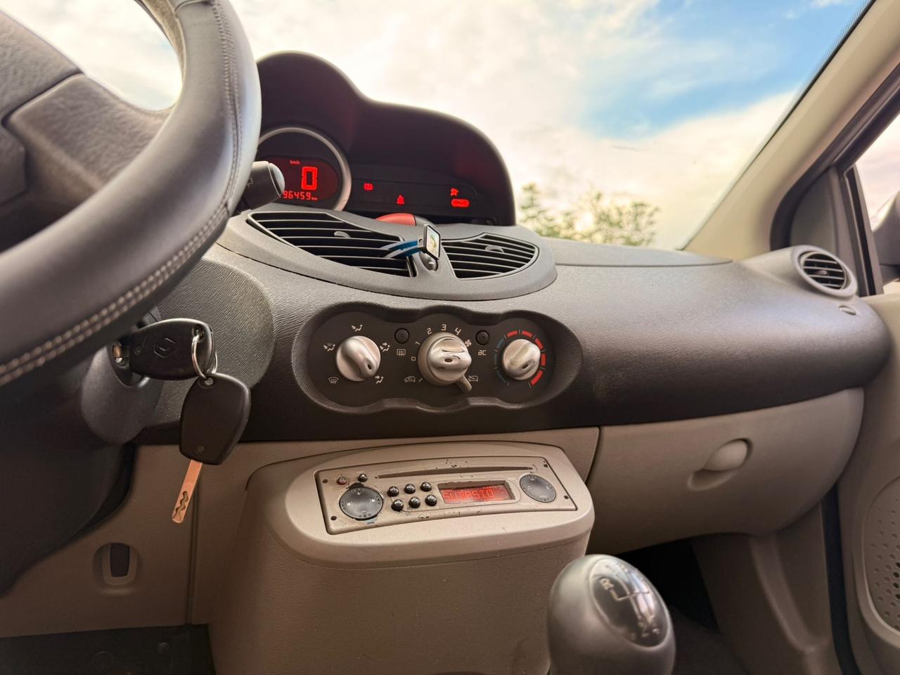 Renault Twingo 1.2 8V