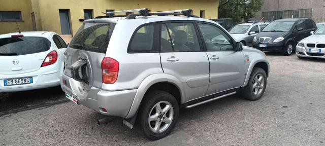 TOYOTA RAV 4 2.0 Tdi D-4D MOTORE ROTTO