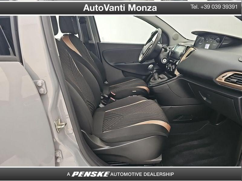 Lancia Ypsilon Ypsilon 1.0 firefly hybrid Alberta Ferretti s&s 70cv 5p.ti