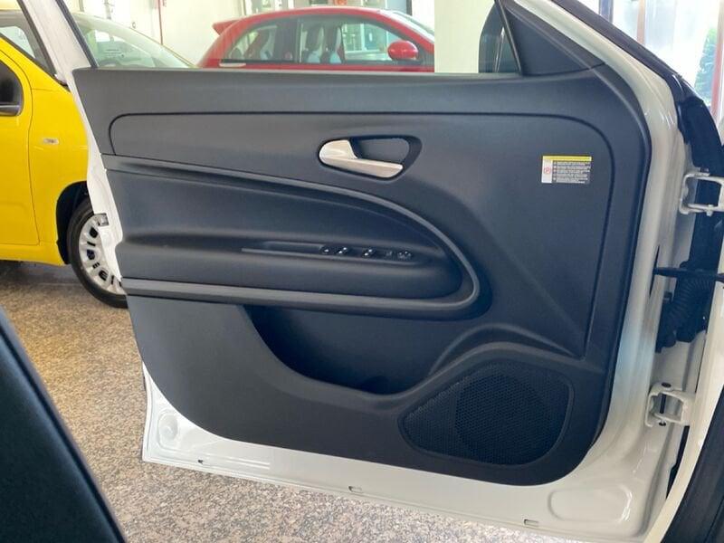 Jeep Avenger e-Hybrid 1.2 MHEV e-Hybrid Turbo Altitude