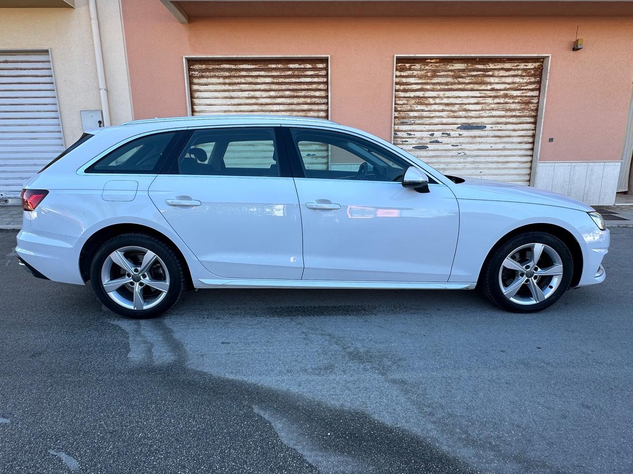 Audi A4 A4. Avant 35 TDI-163 CV S tronic line edition
