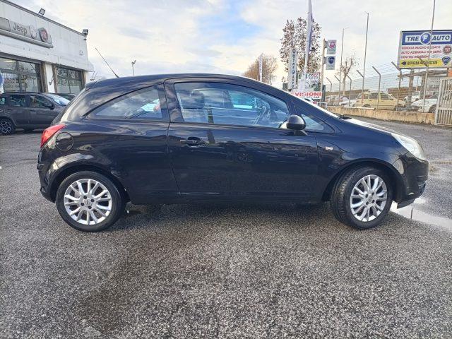 OPEL Corsa 1.2 3 porte Enjoy