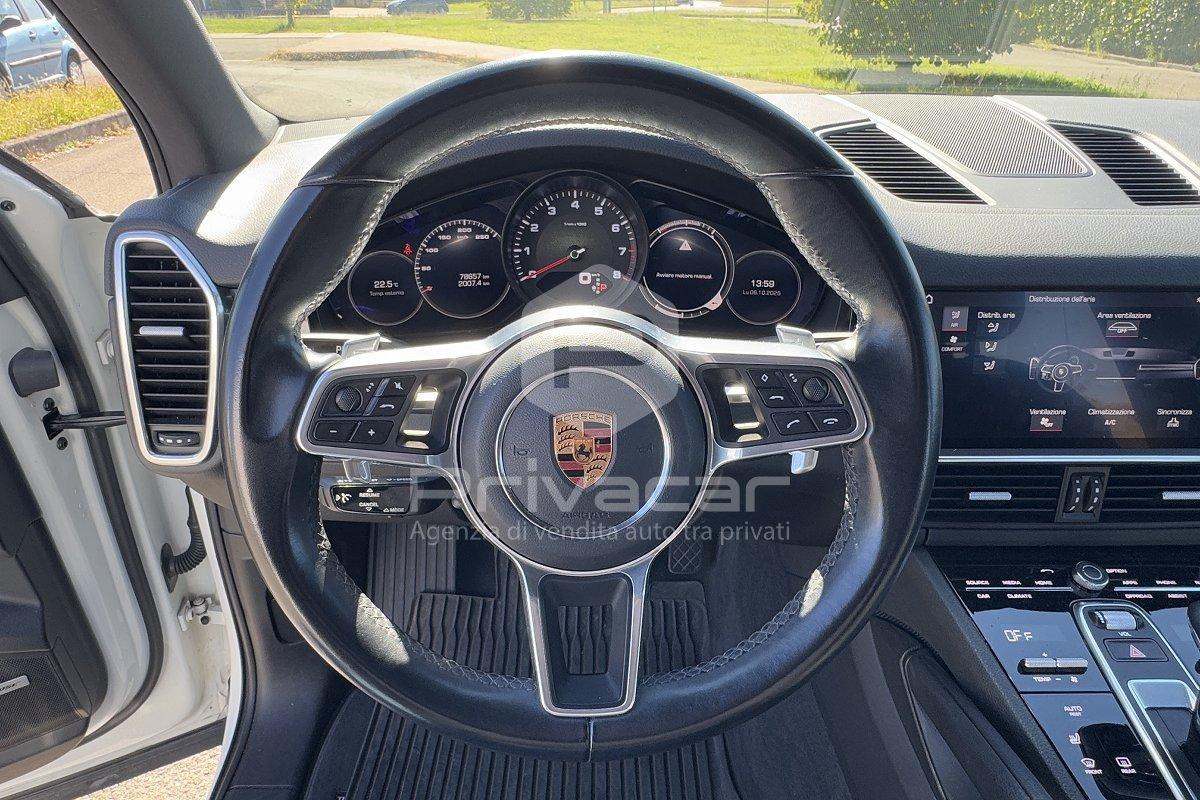 PORSCHE Cayenne 3.0 V6