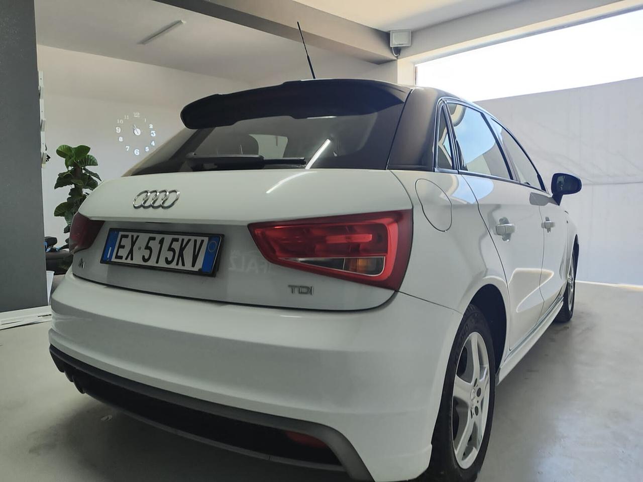 Audi A1 1.6 TDI S line edition