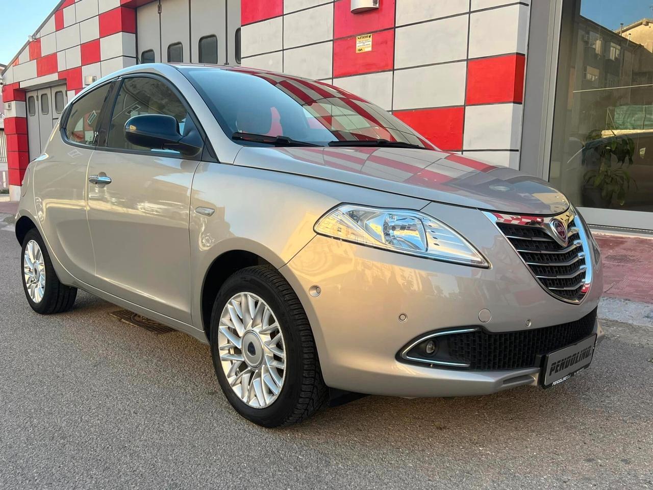 Lancia Ypsilon 1.3 MJT 16V 95 CV 5 porte S&S Gold