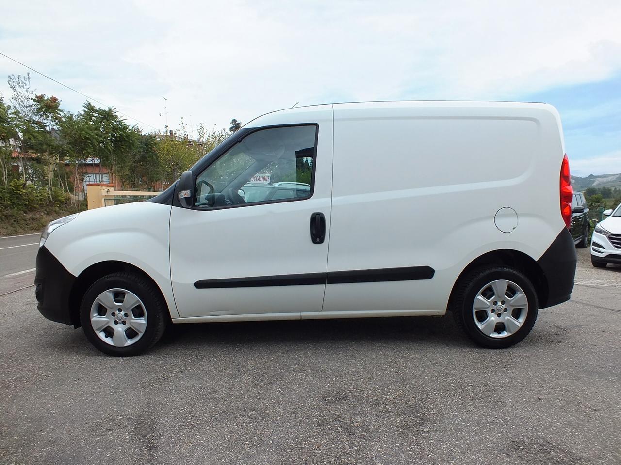 OPEL COMBO 1.3 CDTI 2-POSTI AUTOCARRO