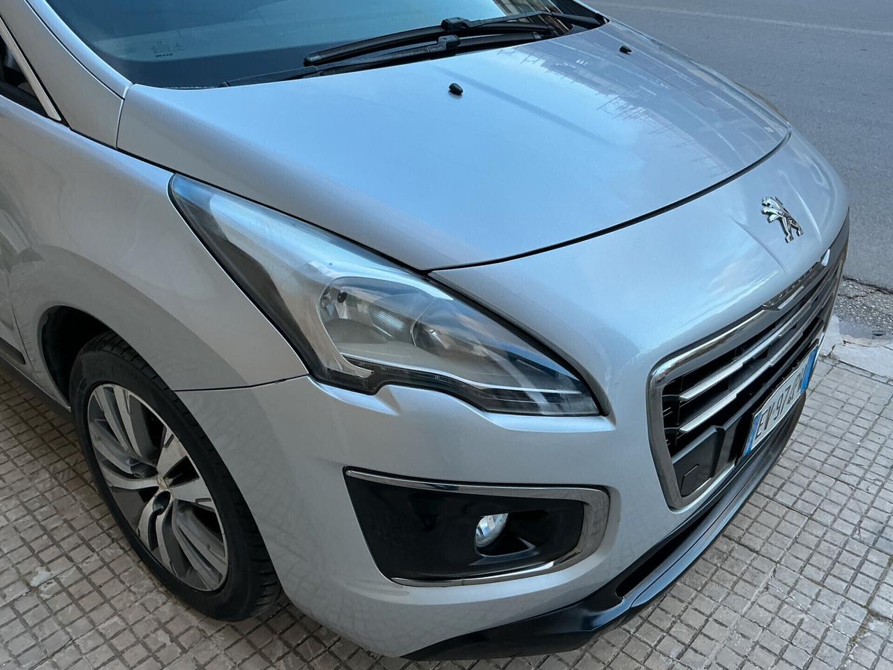 Peugeot 3008 1.6 HDi 115CV Allure