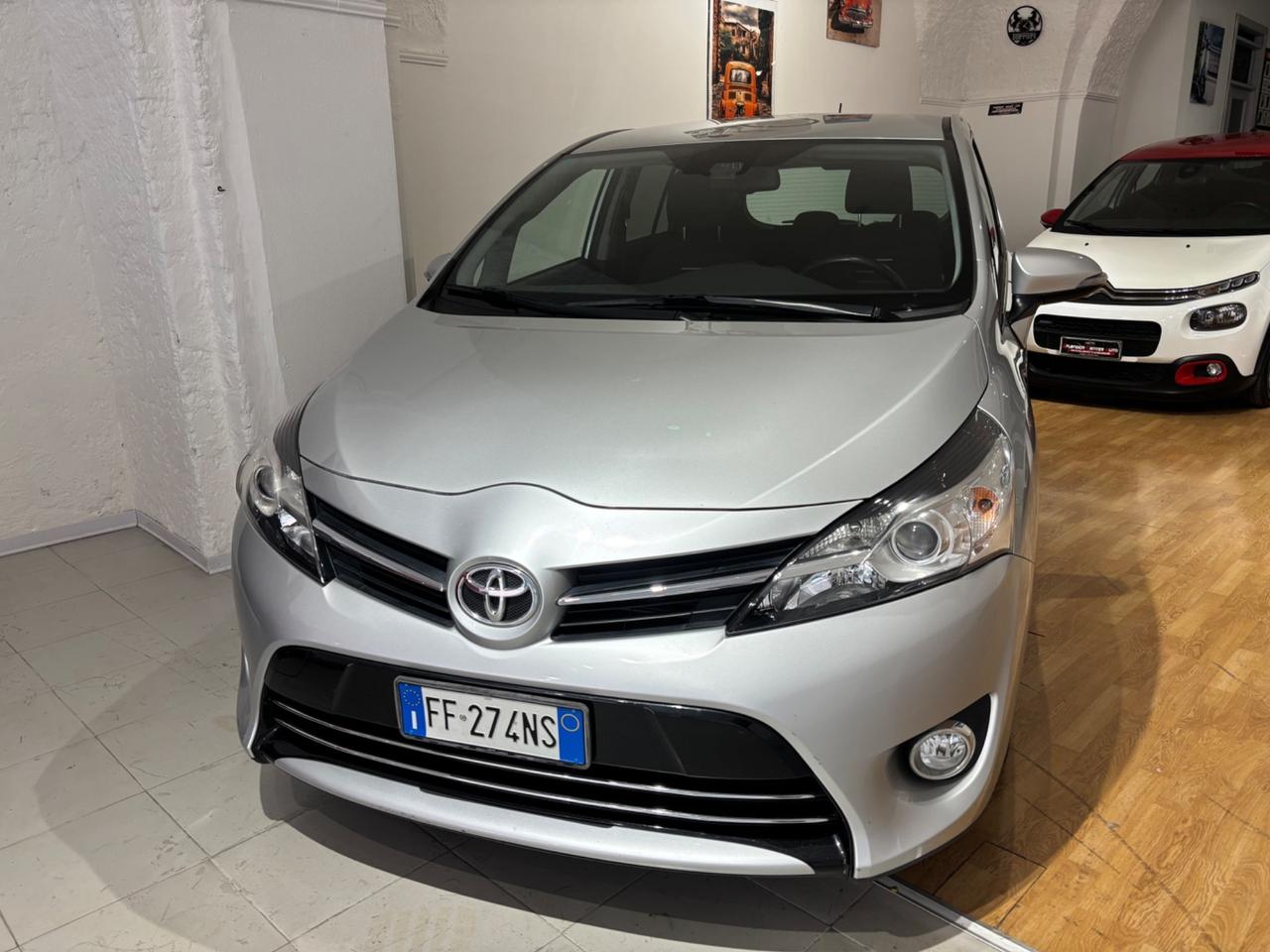 Toyota Verso 1.6 D-4D Style 7 posti