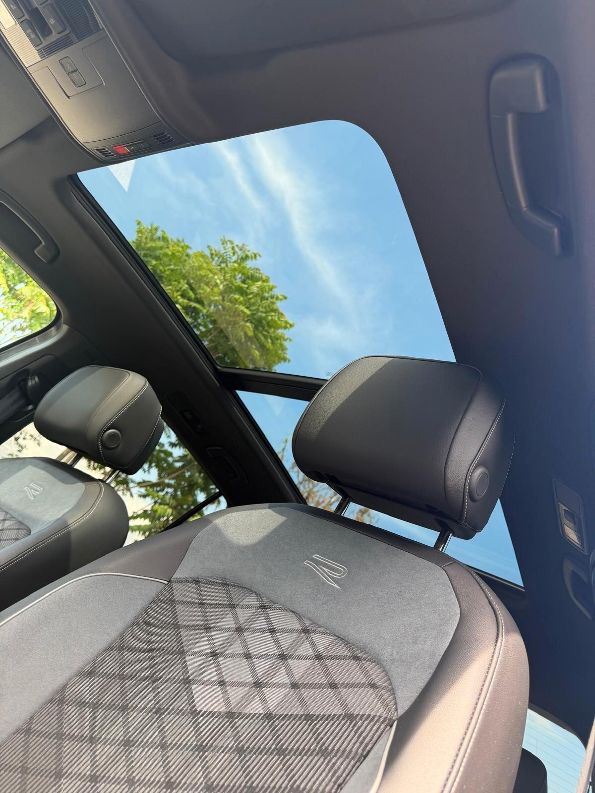 Volkswagen Tiguan 2.0 TDI 150 CV SCR DSG R-Line