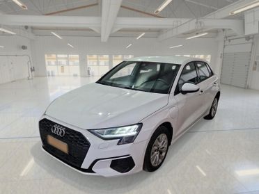 AUDI A3 SPORTBACK 40 TFSI E S TRONIC BUSINESS S.BACK 5 PORTE BERLINA