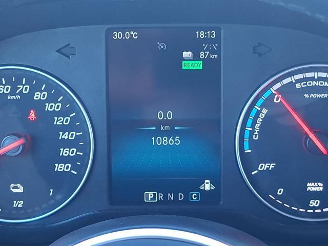 MERCEDES-BENZ EQT 200 Premium