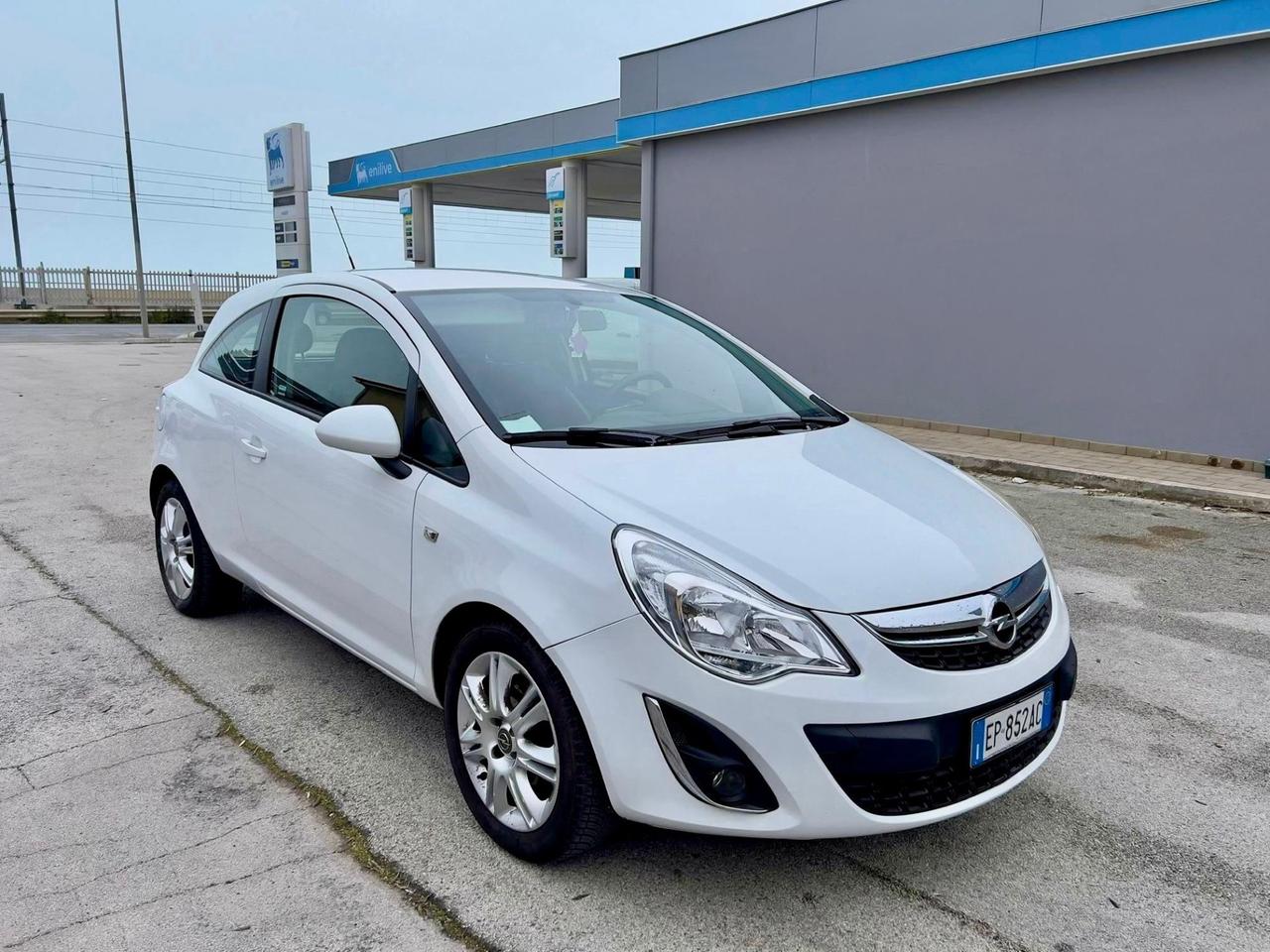 Opel Corsa 1.2 gpl