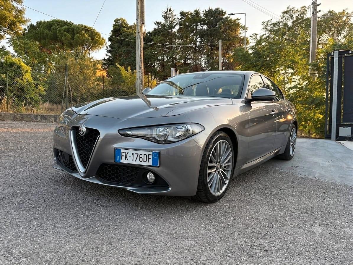 Alfa Romeo Giulia 2.2 Turbodiesel 150 CV Super