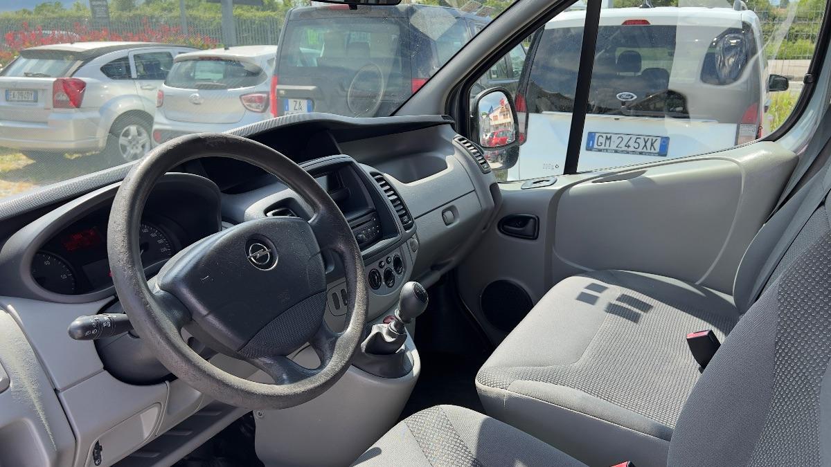 OPEL - Vivaro 2.0 cdti 9 POSTI