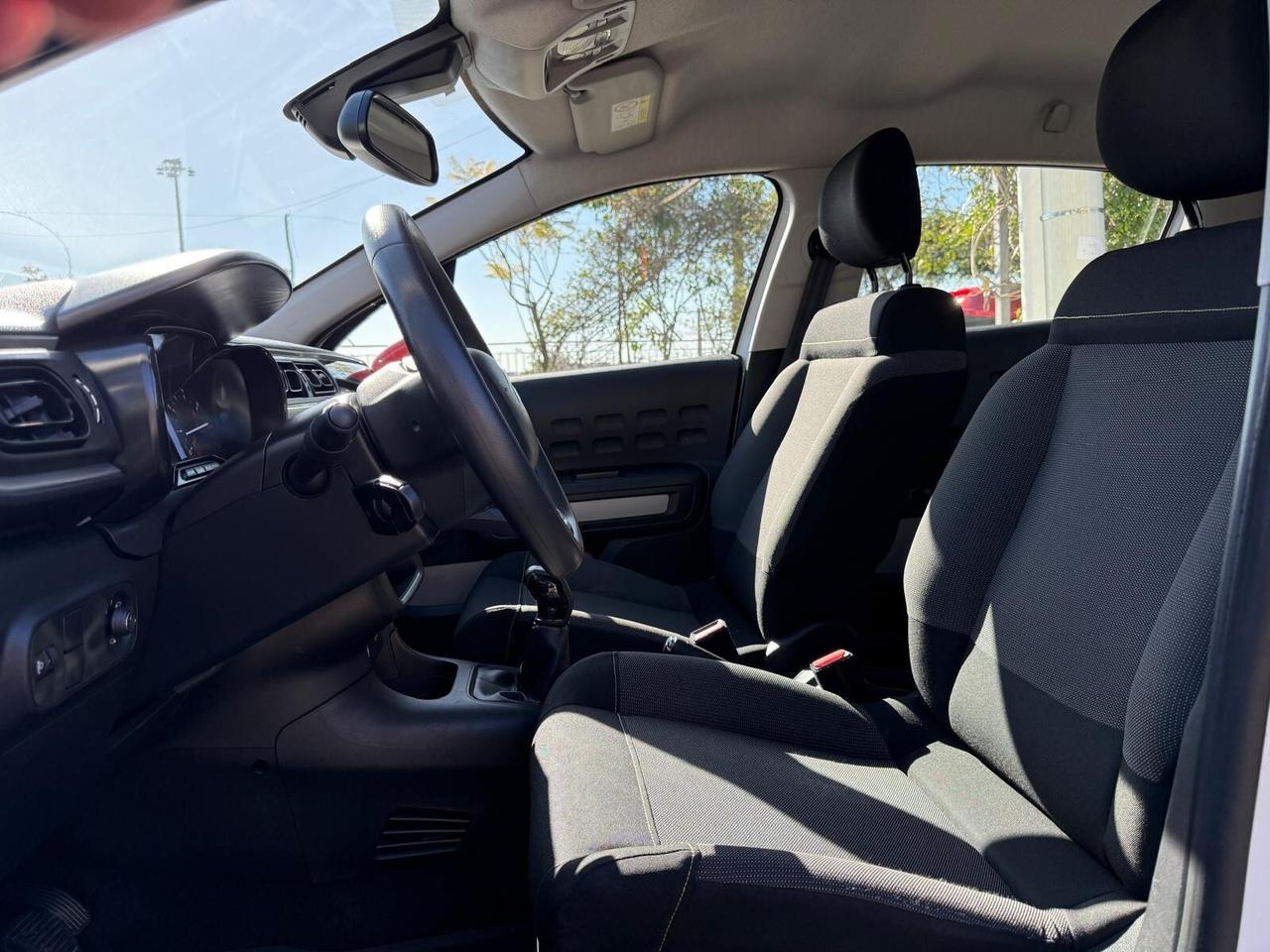 Citroen C3 83cv Benzina 5 porte Shine Navi bicolor pdc