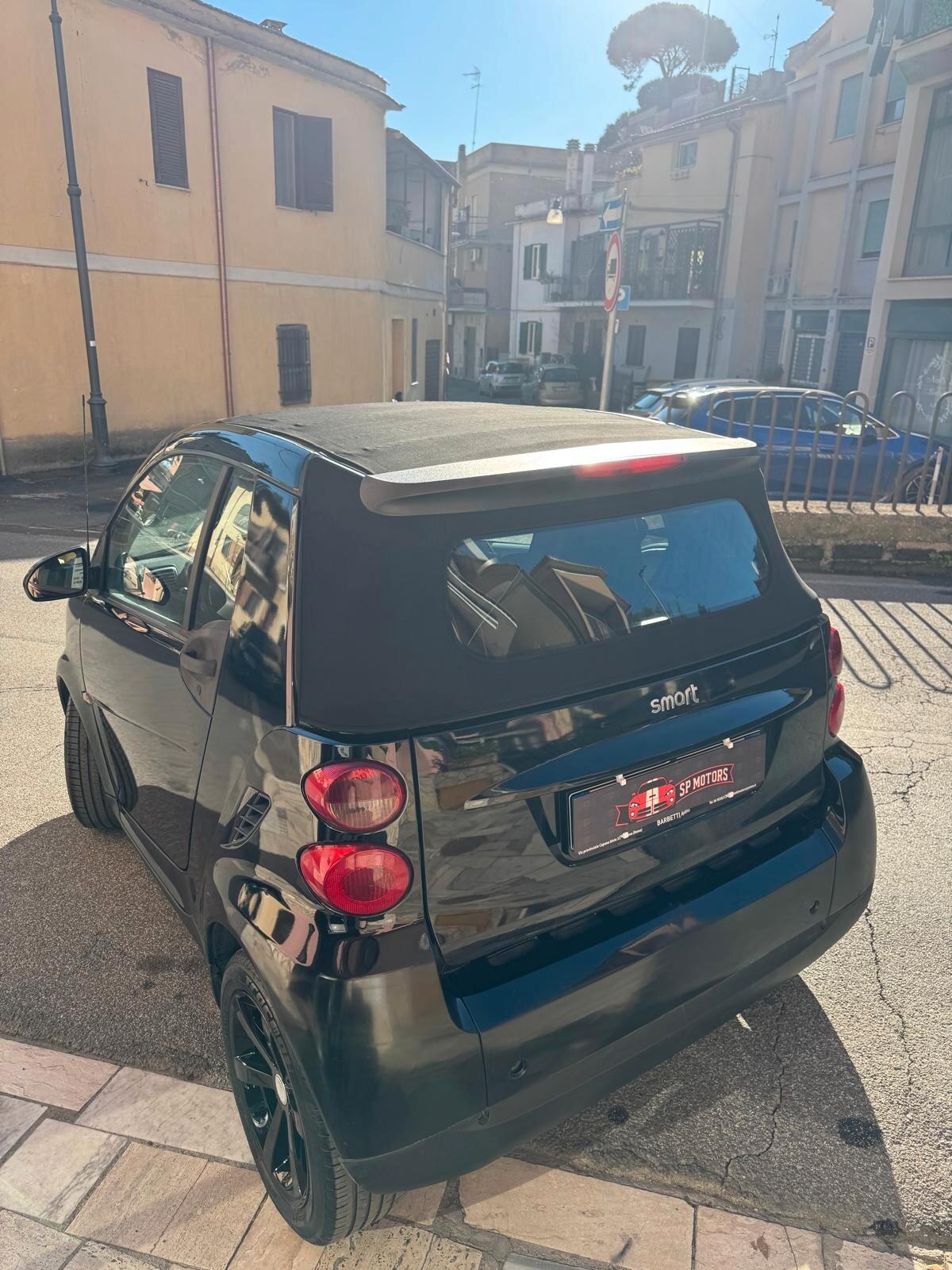 Smart ForTwo 0.8 diesel 45 cv cabrio pulse cdi PREZZO PROMO NATALIZIA, UNICA, NEOPATENTATI, TOTAL BLACK, 30 KM/L, OTTIME CONDIZIONI