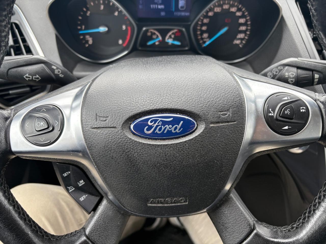 Ford Kuga 2.0 TDCI 140 CV 4WD Titanium