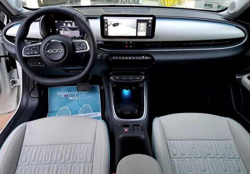 FIAT 600 600 Hybrid 100 CV DCT MHEV La Prima