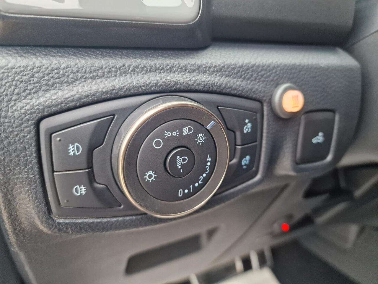 Ford Ranger 2.0 TDCi Super Cab XL 4 posti