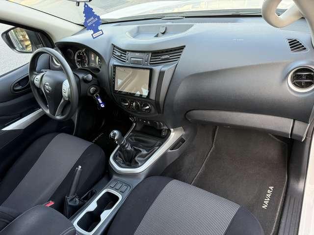 Nissan Navara 2.3dci d.cab Visia 4wd 163cv '19 Gancio Tapparella