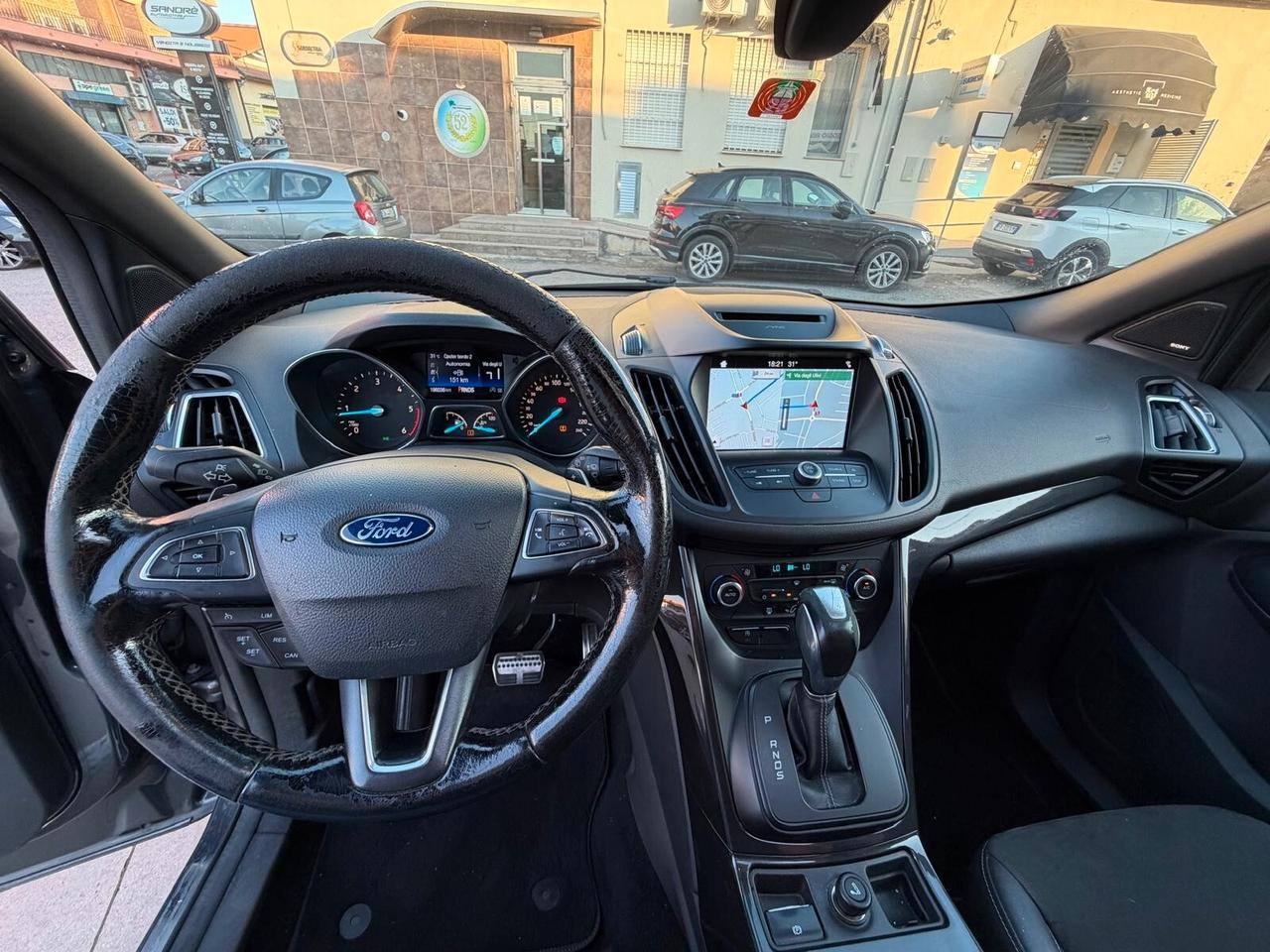 Ford Kuga 2.0 TDCI 150 CV S&S 4WD Powershift ST-Line