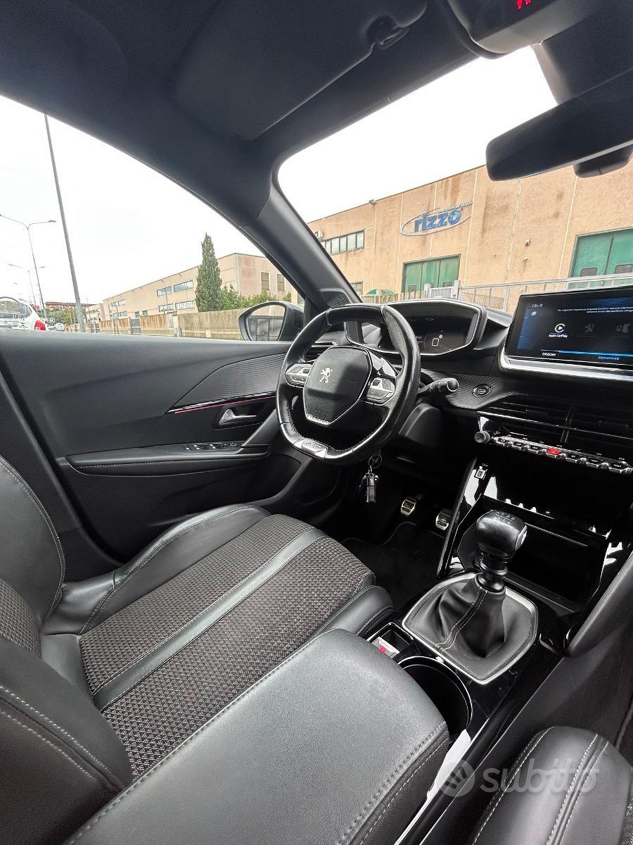 Peugeot 208 GT-LINE