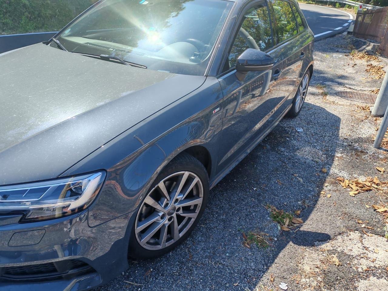 Audi A3 Sedan 30 TDI S tronic Sport
