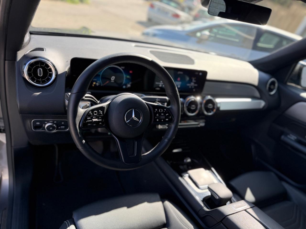 Mercedes-benzGLB 200 d Automatic SPORT