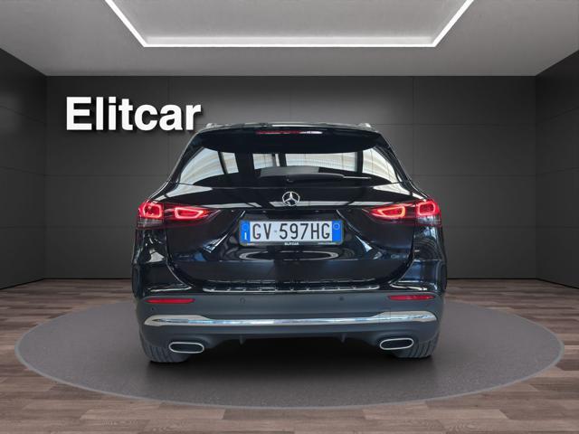 MERCEDES-BENZ GLA 200 Automatic Premium