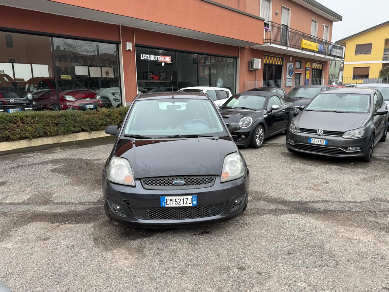Ford Fiesta 1.2 16V 5p. Ghia