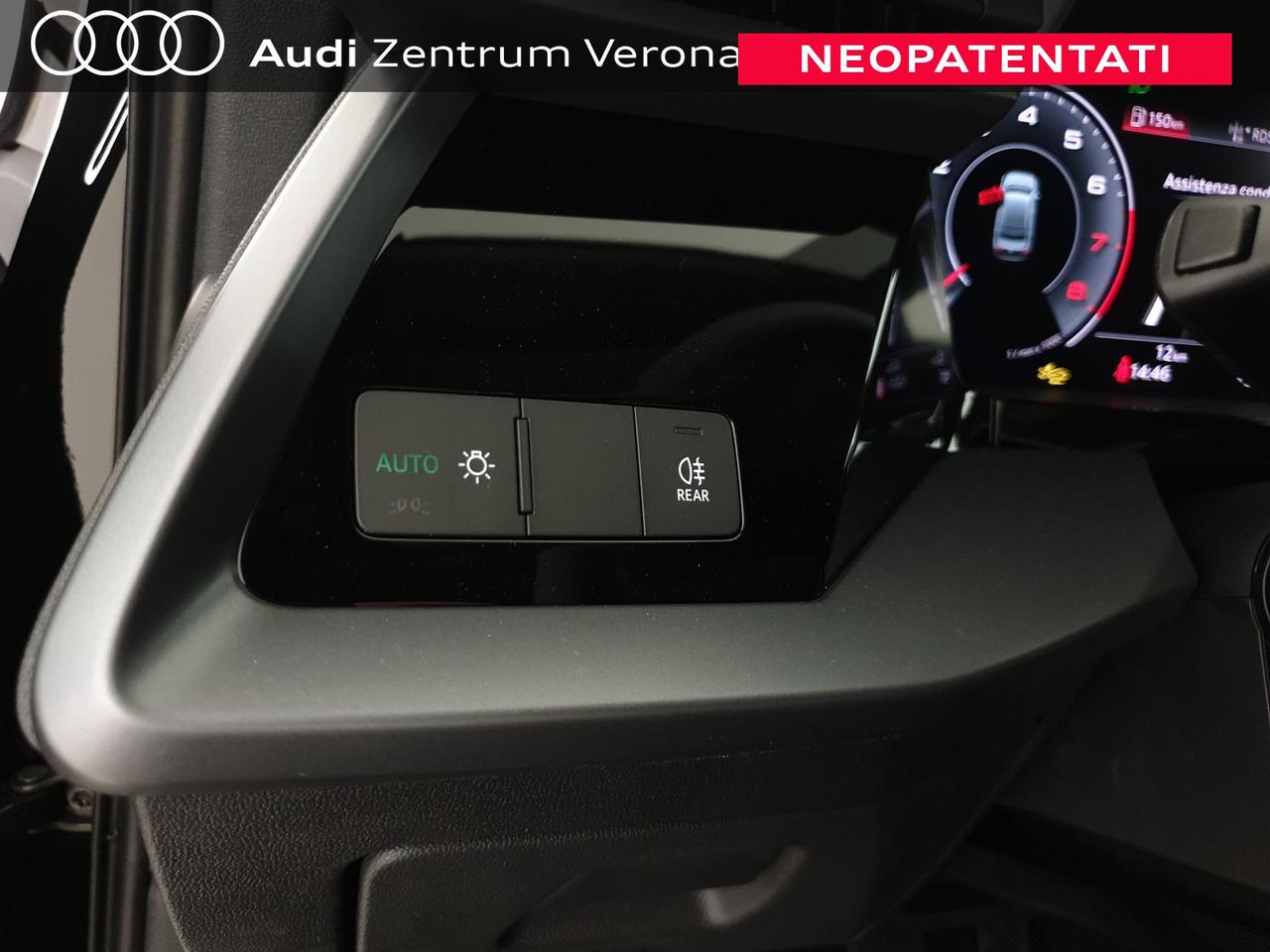 Sedan 30TFSI 116CV Business Advanced