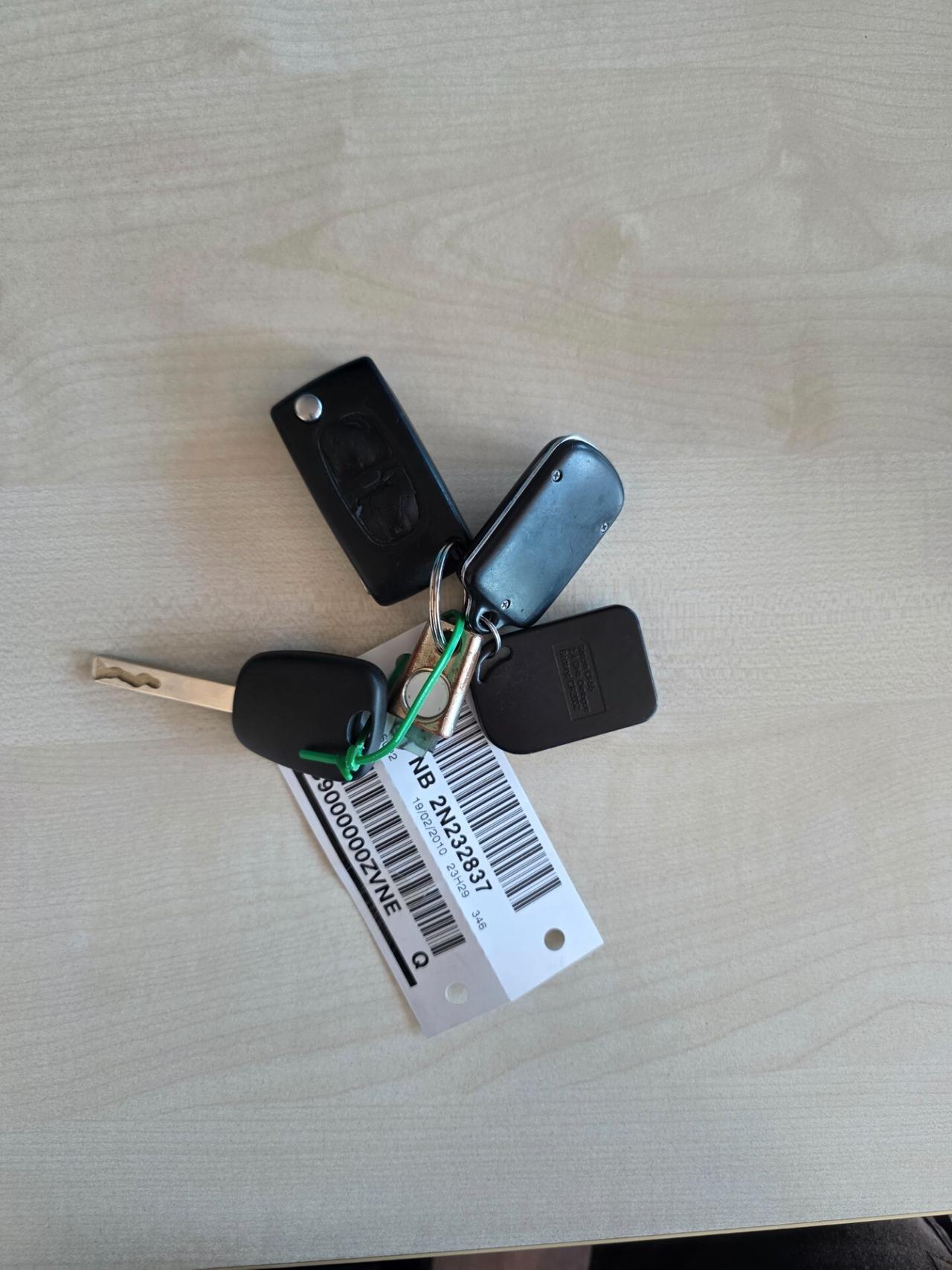 Citroen C3 1.4 Exclusive perfetta è garantita 12 mesi