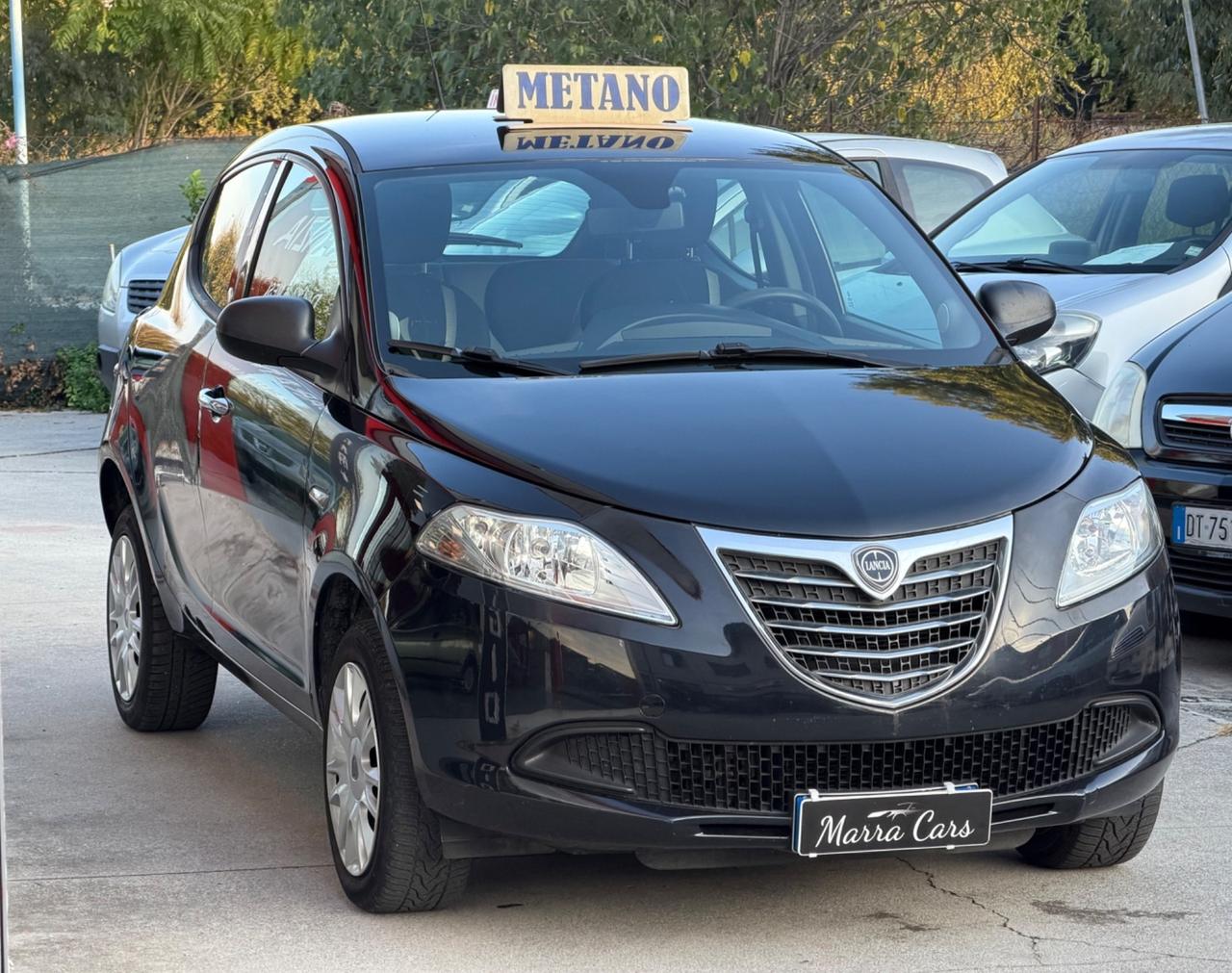 Lancia Ypsilon 85 CV 5 porte Metano Ecochic - Garanzia 12mesi