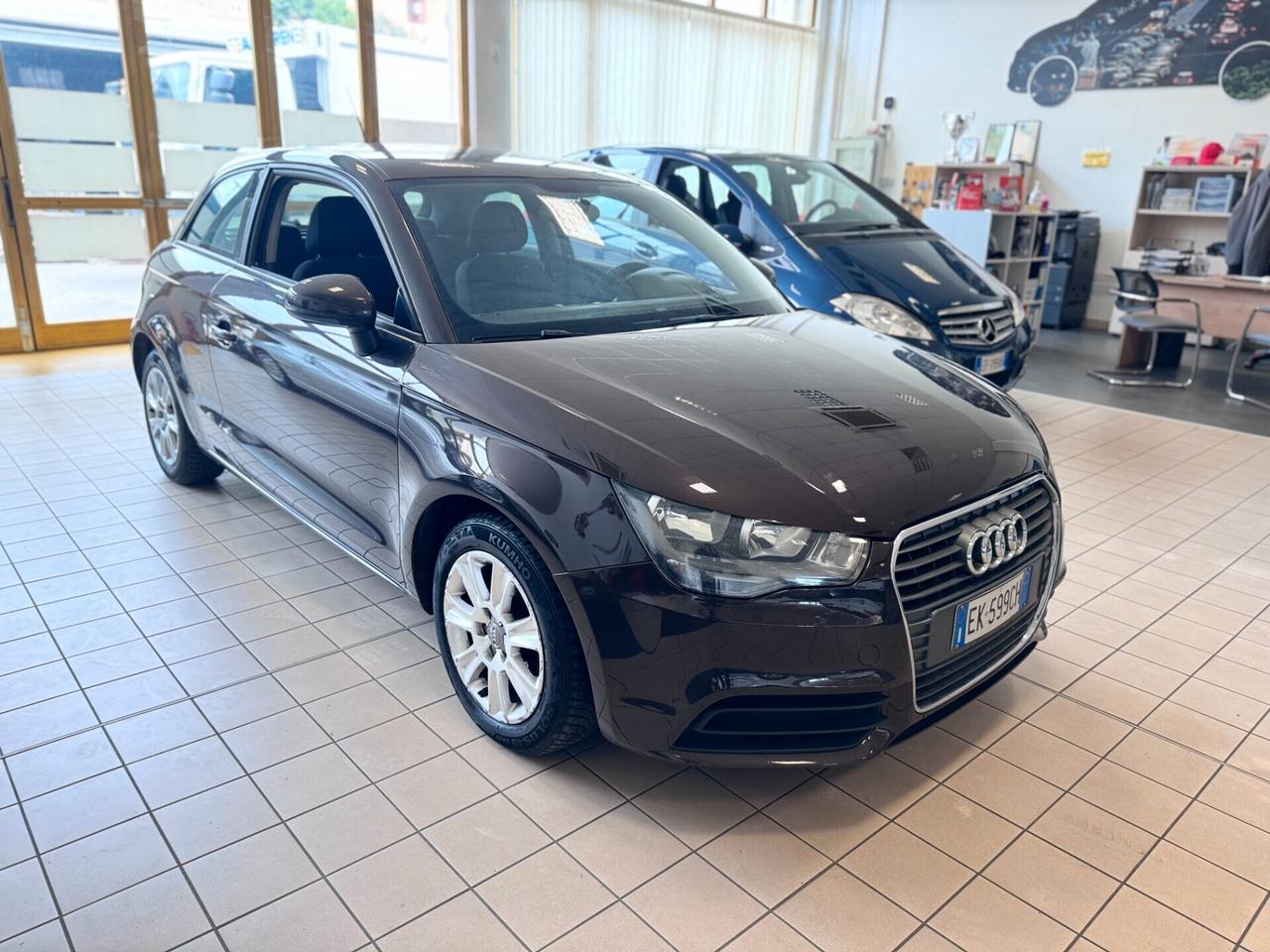 Audi A1 1.6 TDI 105 CV Ambition VISIBILE SU APPUNTAMENTO