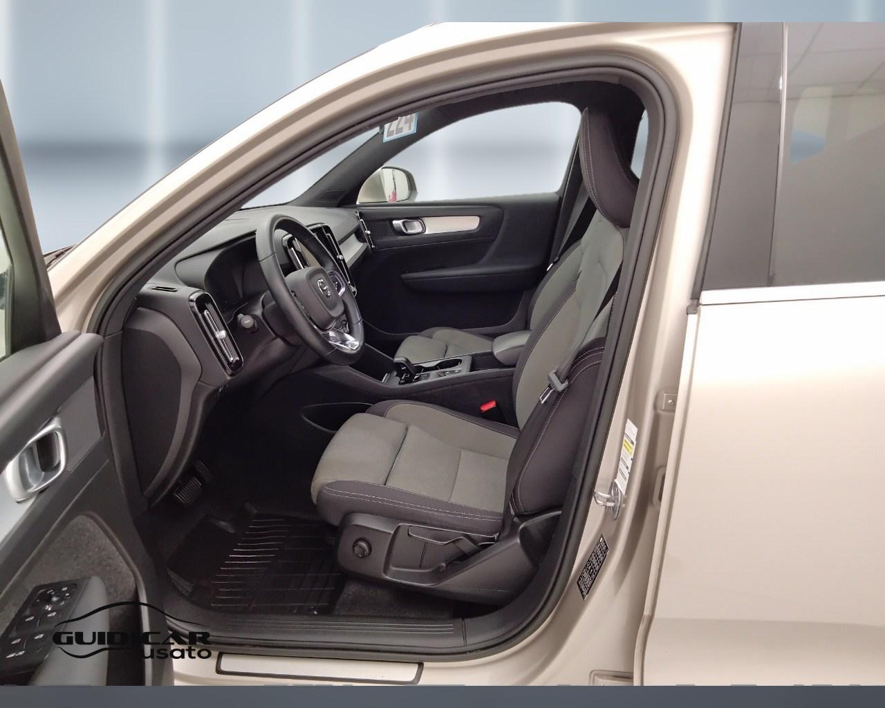 VOLVO XC40 2023 - XC40 1.5 t5 recharge phev Core auto