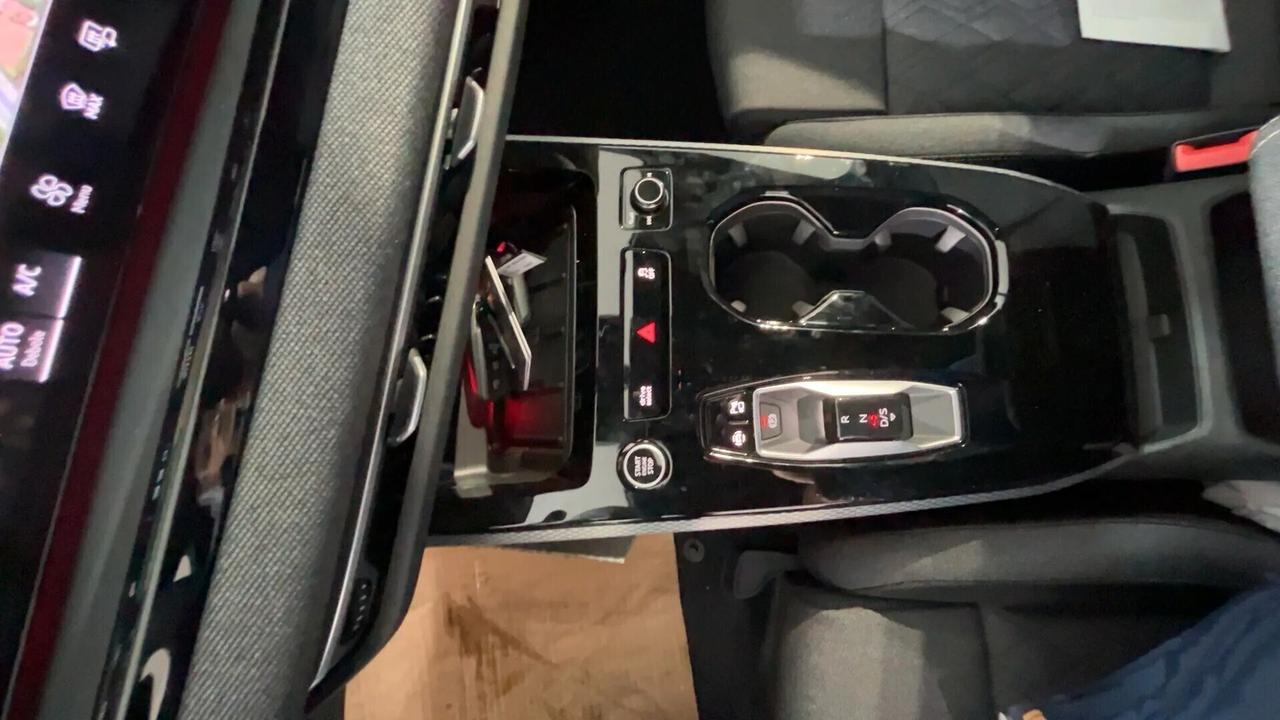 Audi A5 Avant TDI 204cv S tronic S line edition KM0