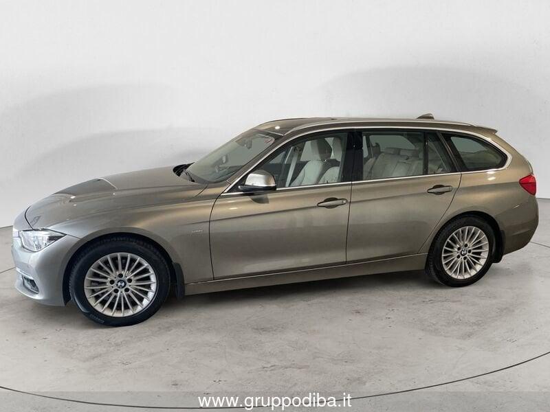 BMW Serie 3 Touring Serie 3 F31 2015 Touring Diese 318d Touring Luxury auto