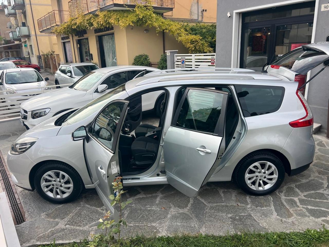 RENAULT SCENIC 1.5 dCi 110cv ENERGY 7 POSTI