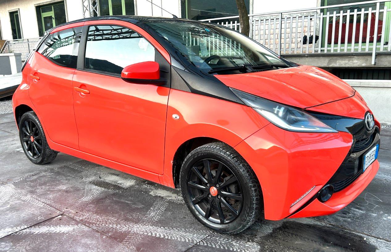 Toyota Aygo 5 Porte Aygo 5p 1.0 x-clusiv