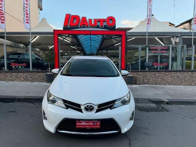 Toyota Auris 1.4 D-4D Lounge