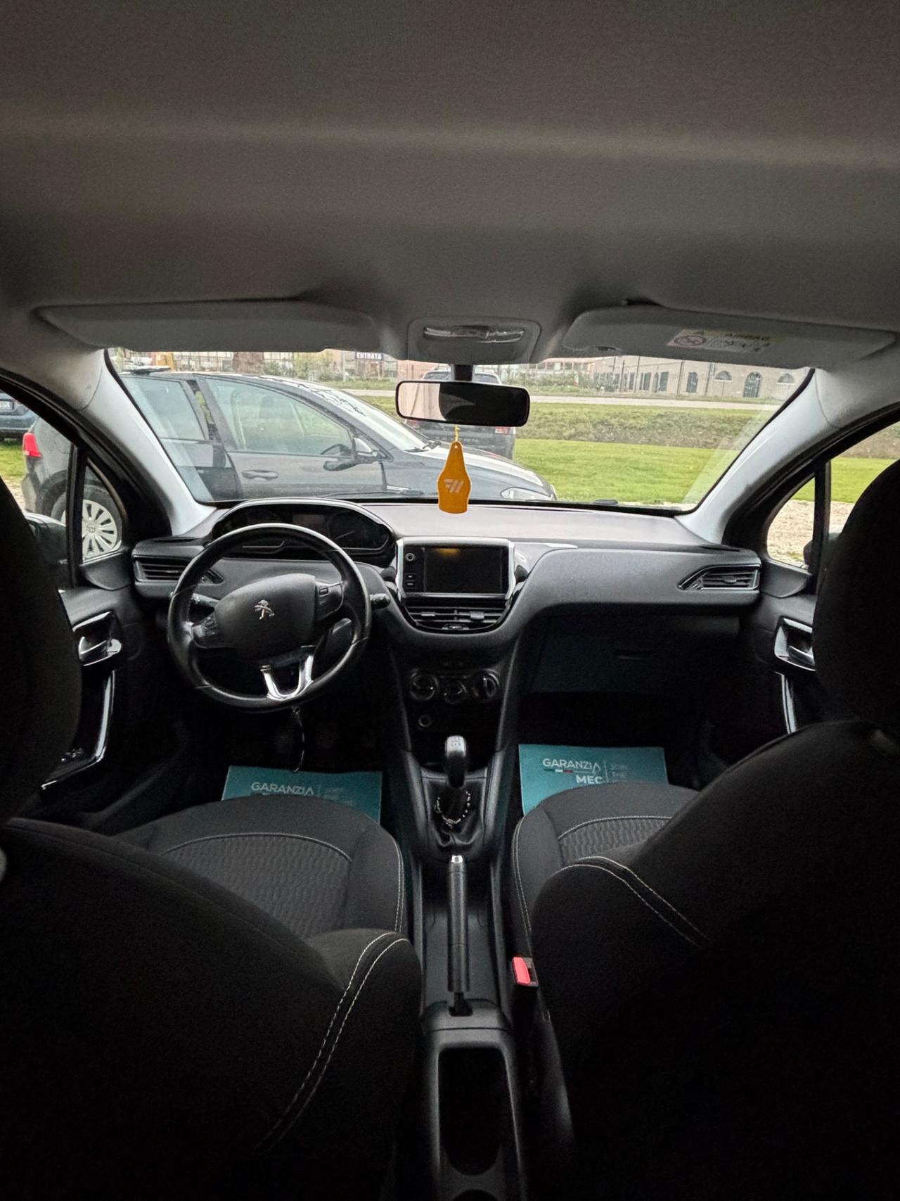 Peugeot 208 BlueHDi 75 5 porte Allure