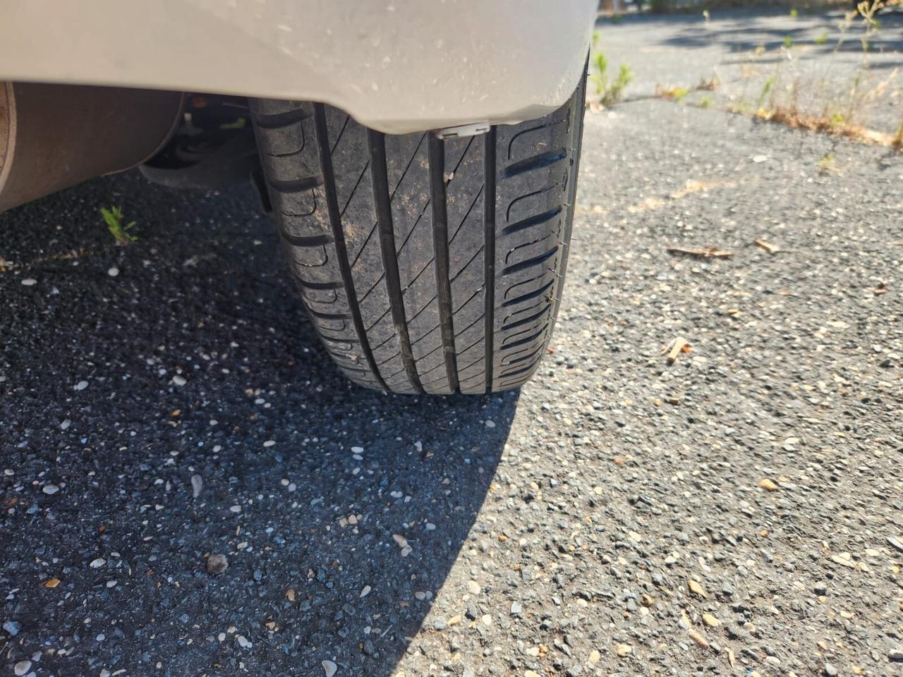 Toyota Yaris 1.5 Hybrid 5 porte Business garanzia permute finanziamenti