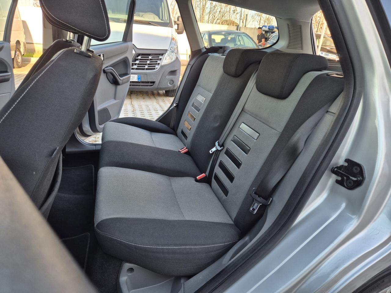 Ford Focus 1.6 TDCi (110CV) 5p. Tit. DPF