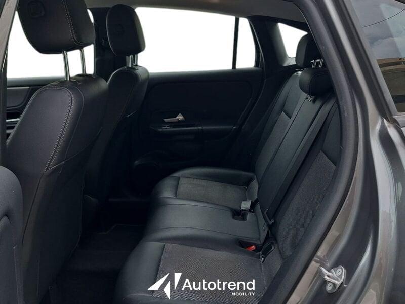 Mercedes-Benz GLA 200 d 150 CV Automatica NAVI LED Business Extra