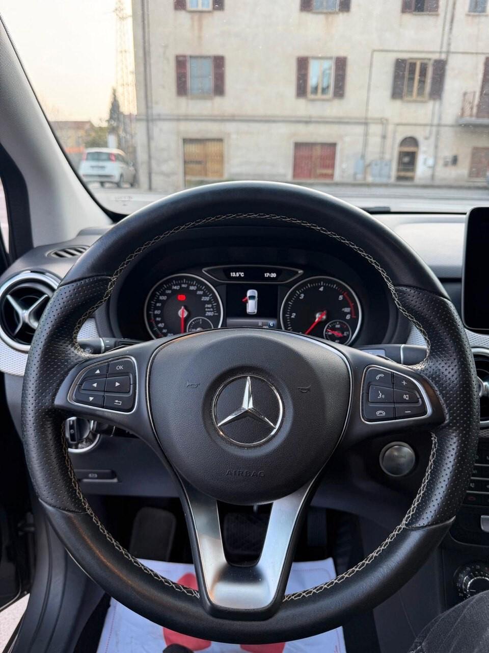 Mercedes-benz B 180 160 d Automatic Executive